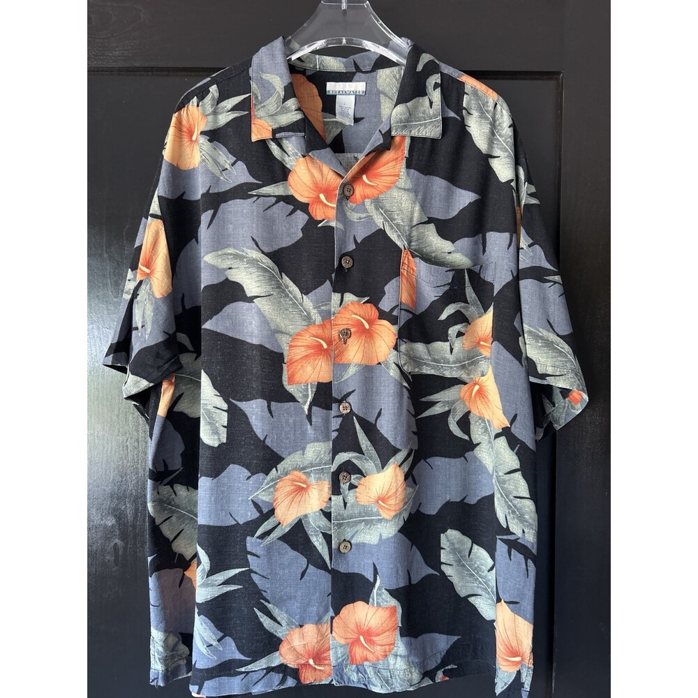 Tropical/Hawaiian Print Shirt Sz L , Great Rayon Fabric By Breakwater. Quality